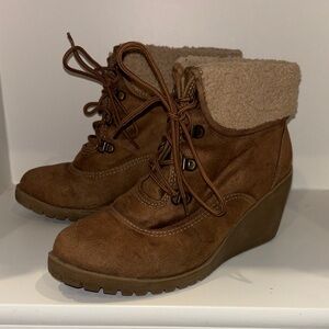 Mudd Tan Lace Up Wedge Boots